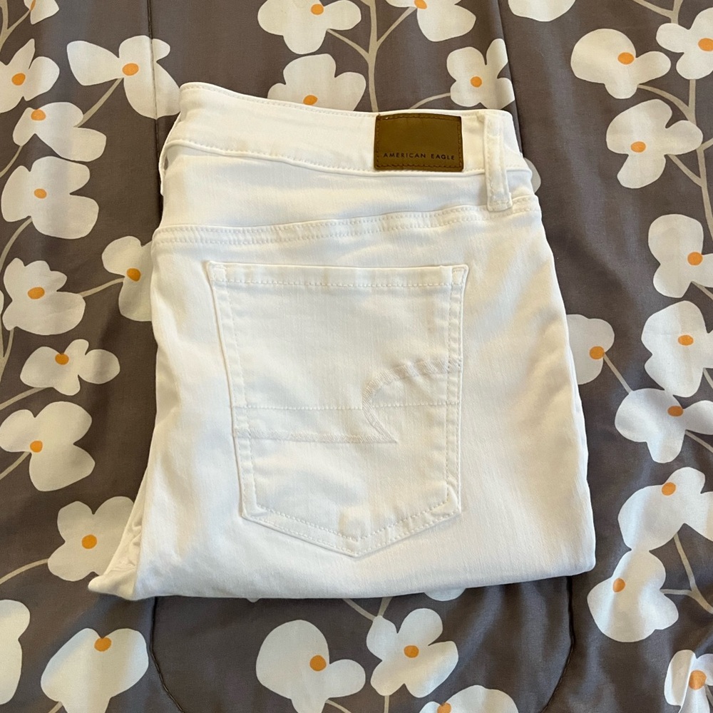 American Eagle White Jegging- Next Level Stretch 12 short